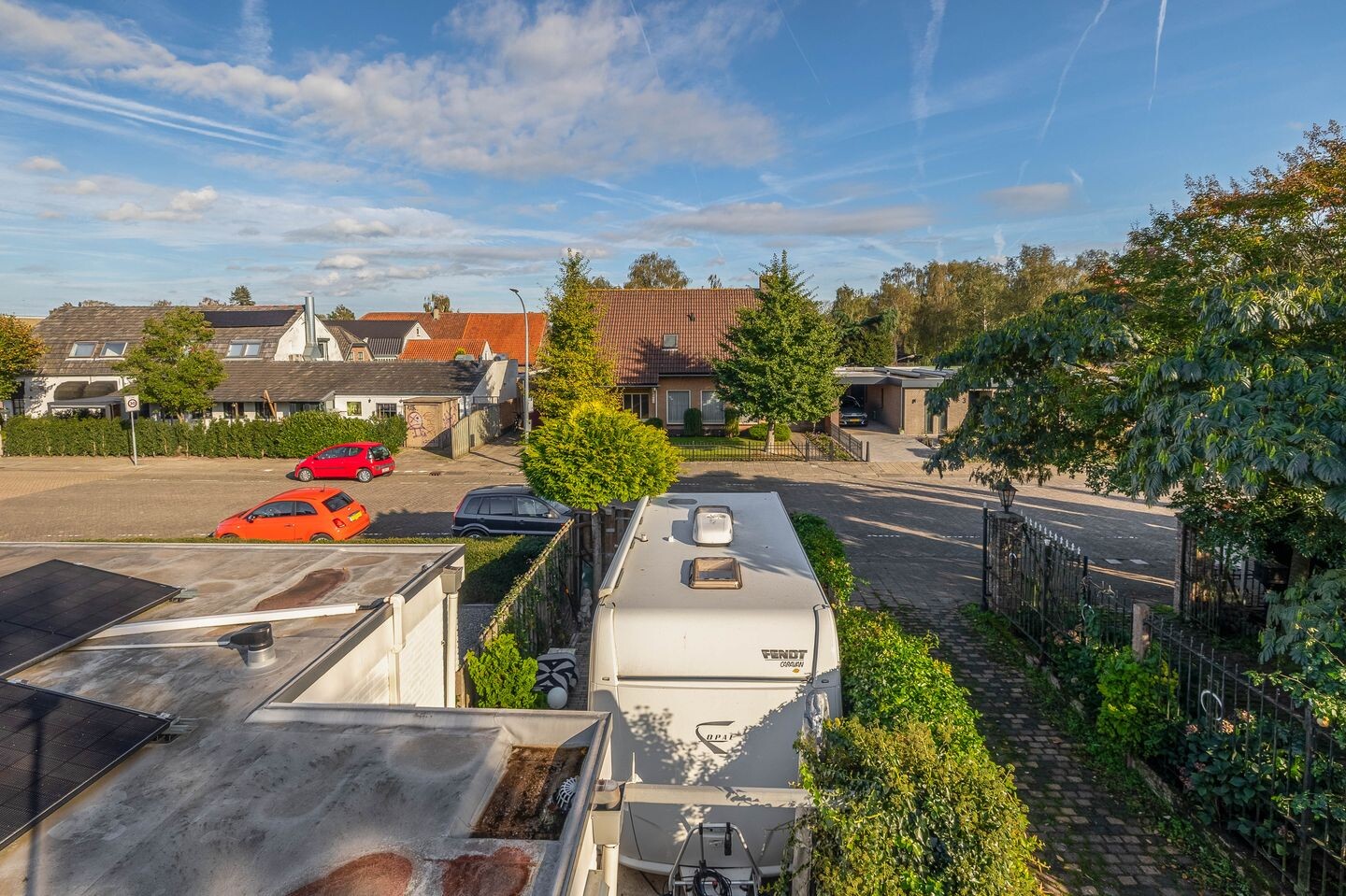 Vrijstaande woning te koop: Ds. Louwe Kooymanslaan 4, Waalwijk