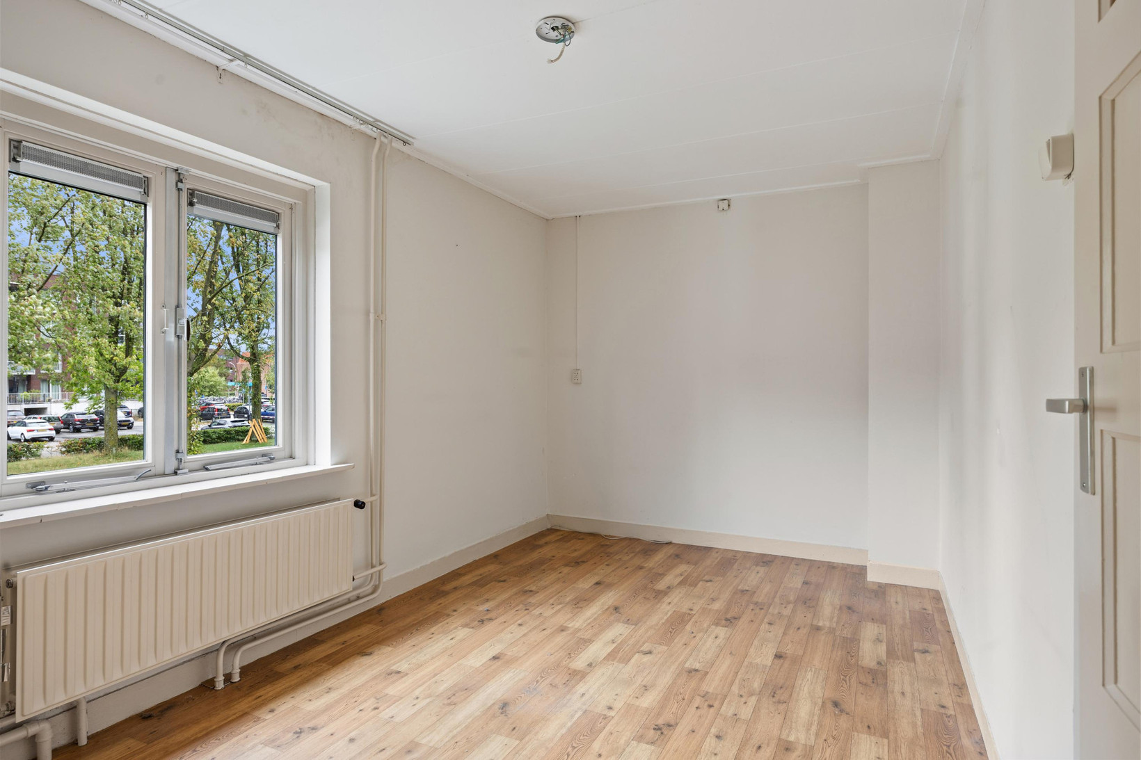 Tussenwoning te koop: Beatrixstraat 26, Waalwijk