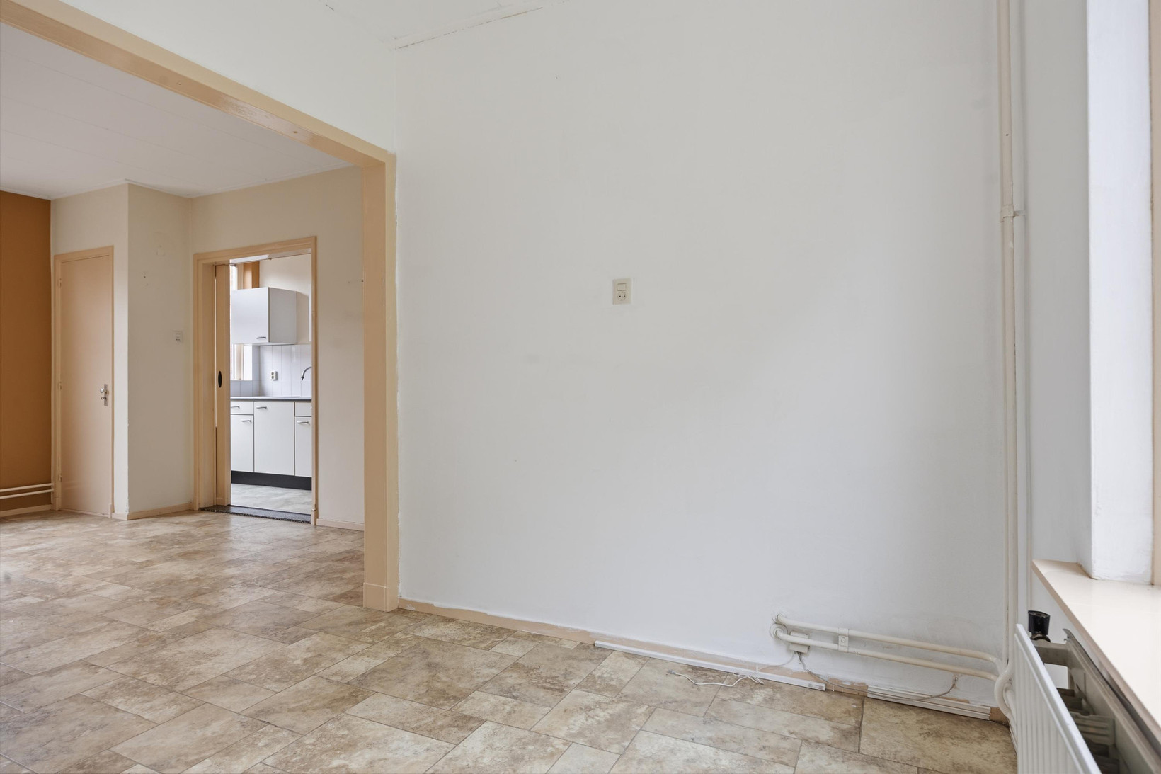 Tussenwoning te koop: Beatrixstraat 26, Waalwijk