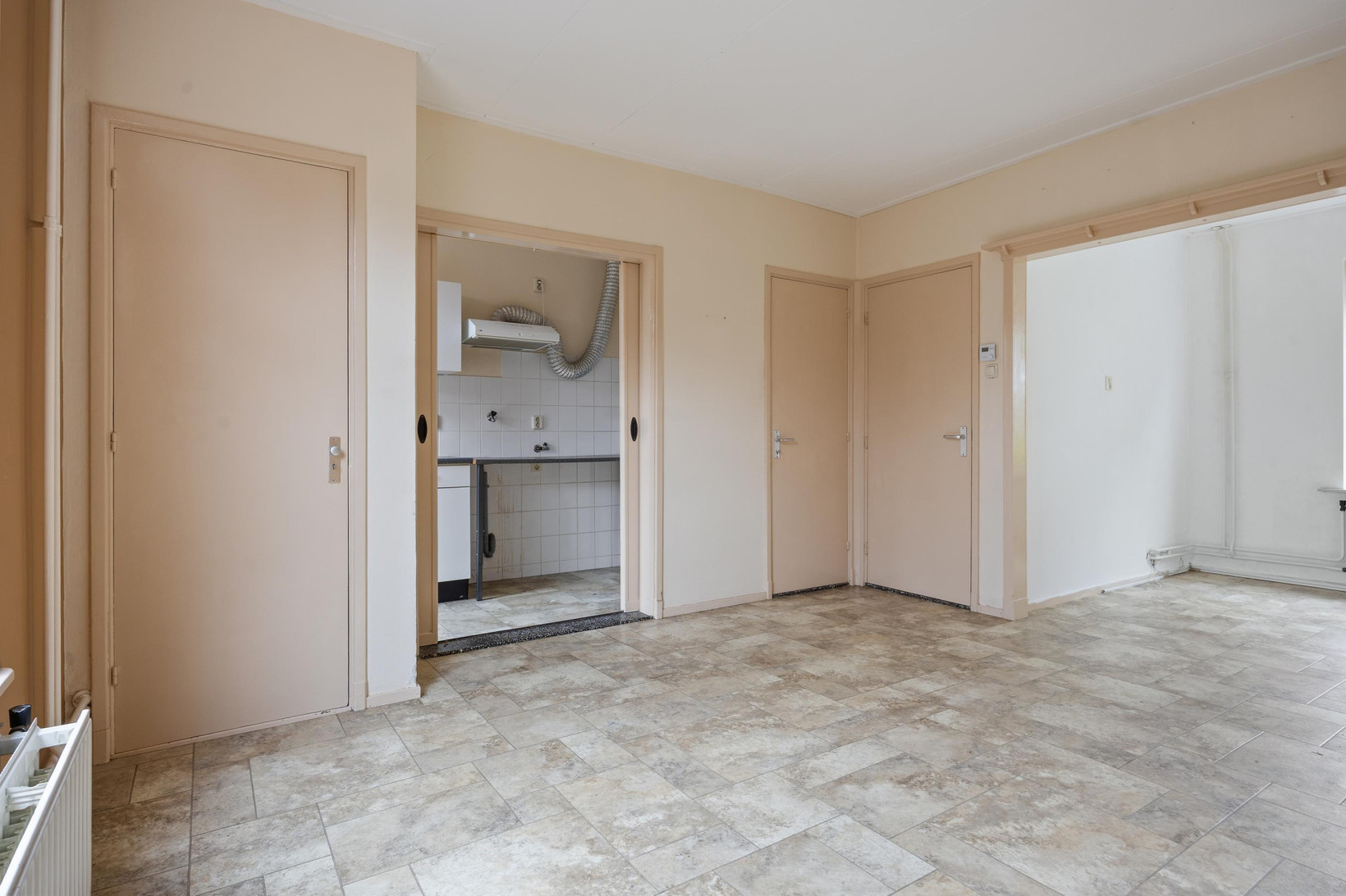 Tussenwoning te koop: Beatrixstraat 26, Waalwijk