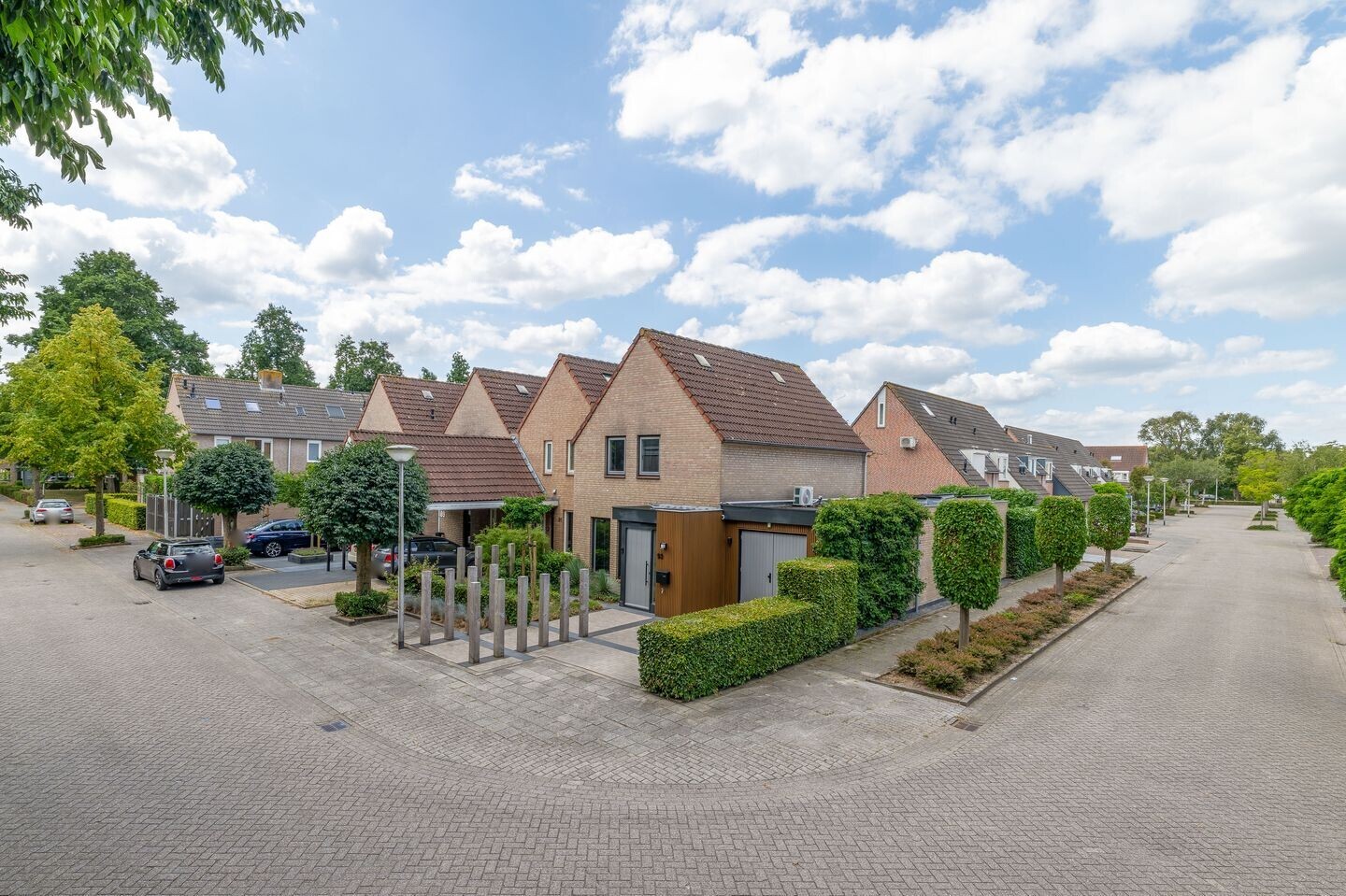 Hoekwoning te koop: Marga Klompéstraat 93, Waalwijk