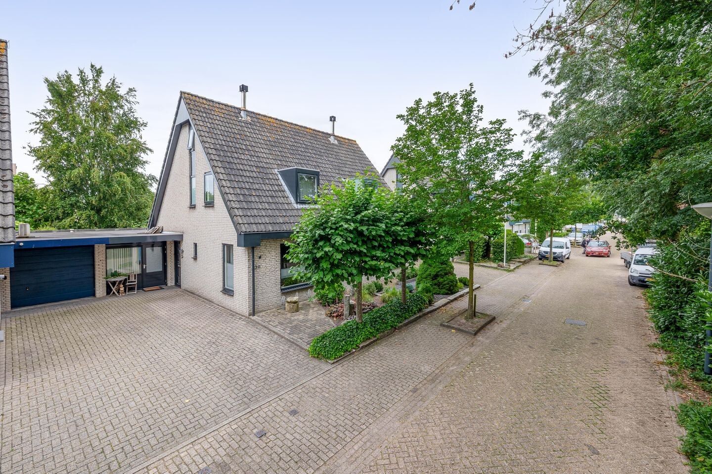 Tussenwoning te koop: Hoefsteeg 20, Waalwijk