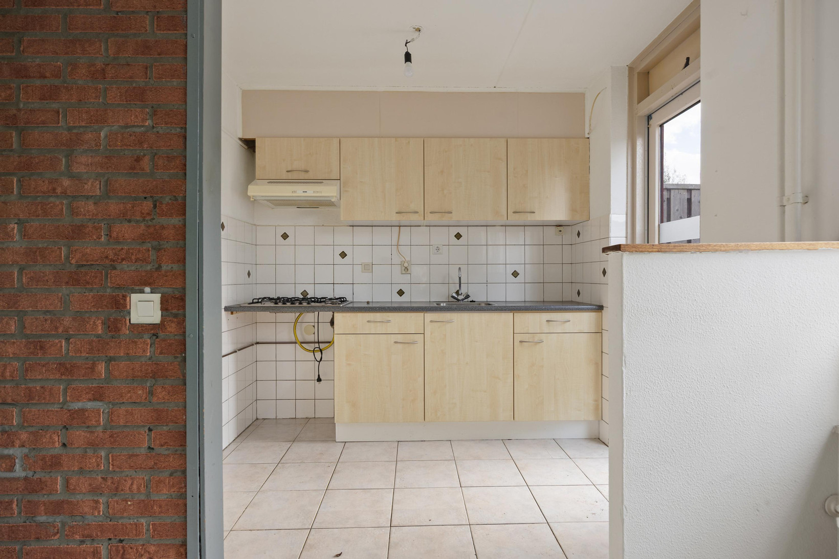 Tussenwoning te koop: Pastoor van der Zijlestraat 38, Waalwijk