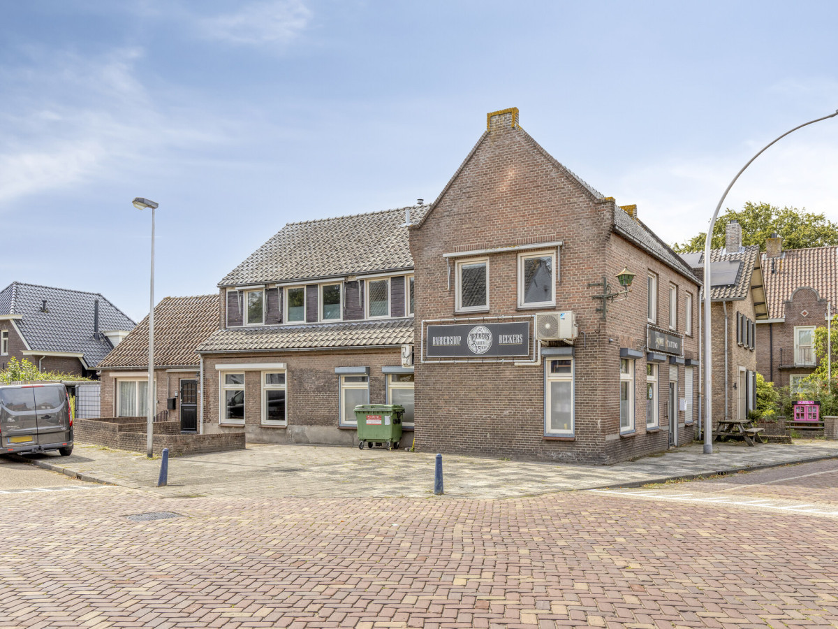 Tussenwoning te koop: Mr. Luybenstraat 3, Waalwijk