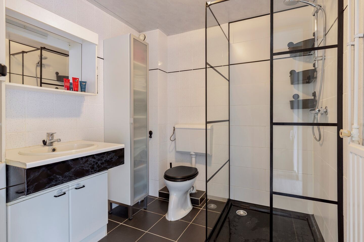 Tussenwoning te koop: Baardwijksestraat 3D, Waalwijk