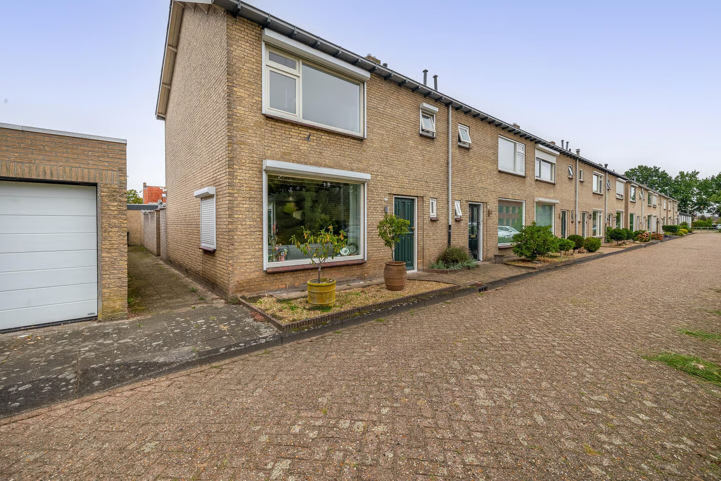 Hoekwoning te koop: Karel Lotsyweg 22, Waalwijk