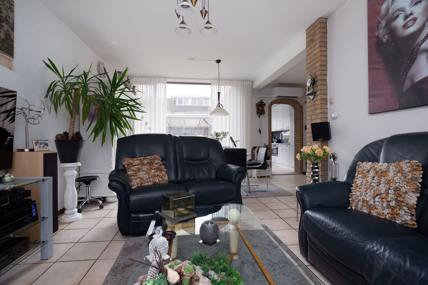 Tussenwoning te koop: Vuurdoornhof 4, Waalwijk