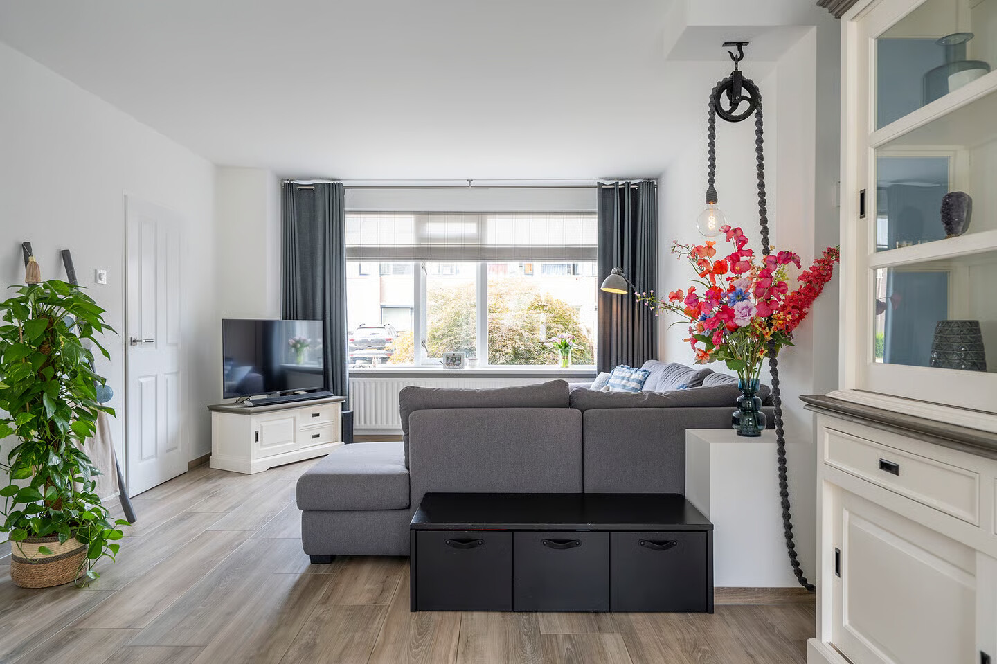 Tussenwoning te koop: Brahmspark 8, Waalwijk