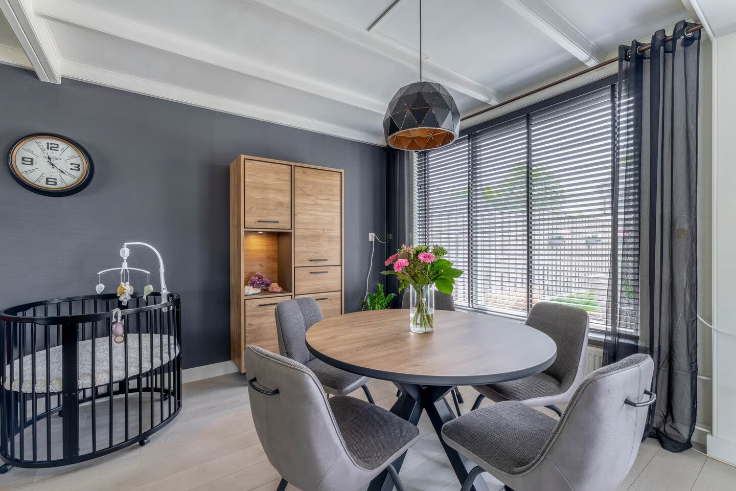 Tussenwoning te koop: Sweelinckstraat 37, Waalwijk