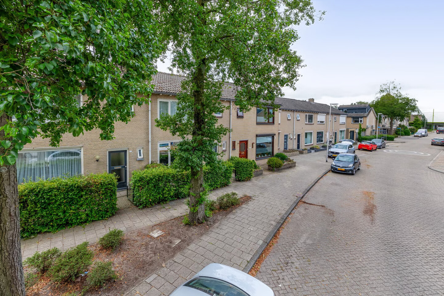 Tussenwoning te koop: Sweelinckstraat 37, Waalwijk