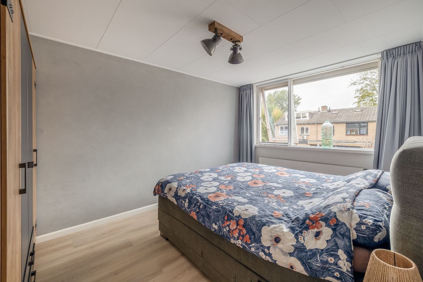 Tussenwoning te koop: Jacob Obrechtpark 16, Waalwijk