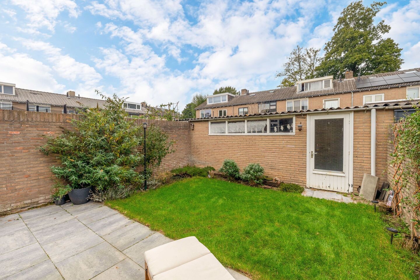 Tussenwoning te koop: Jacob Obrechtpark 16, Waalwijk