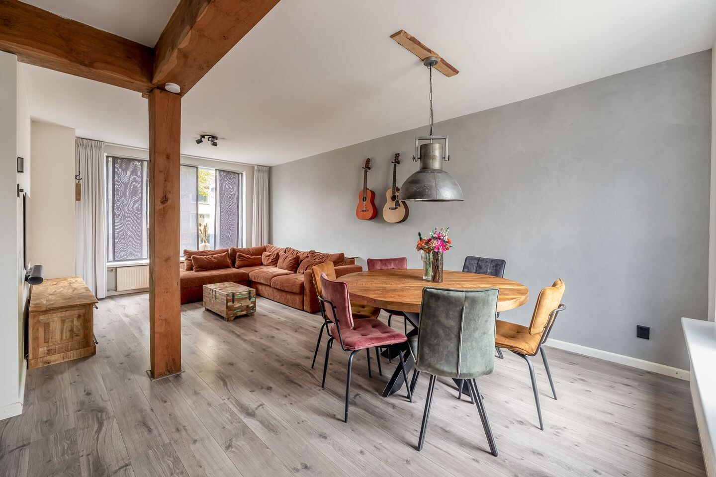 Tussenwoning te koop: Jacob Obrechtpark 16, Waalwijk