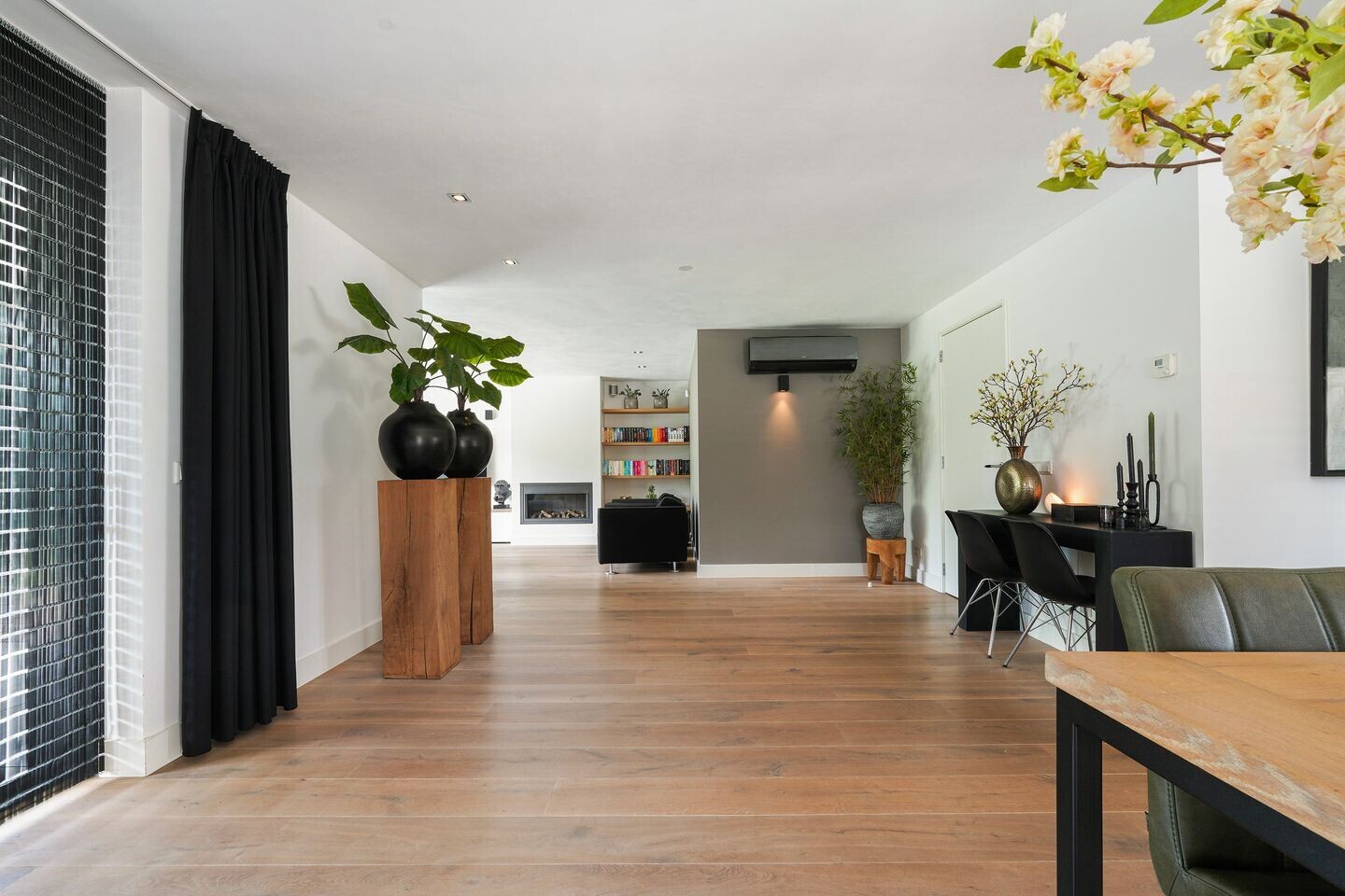 Vrijstaande woning te koop: Villa Fonteinkruid 4, Waalwijk