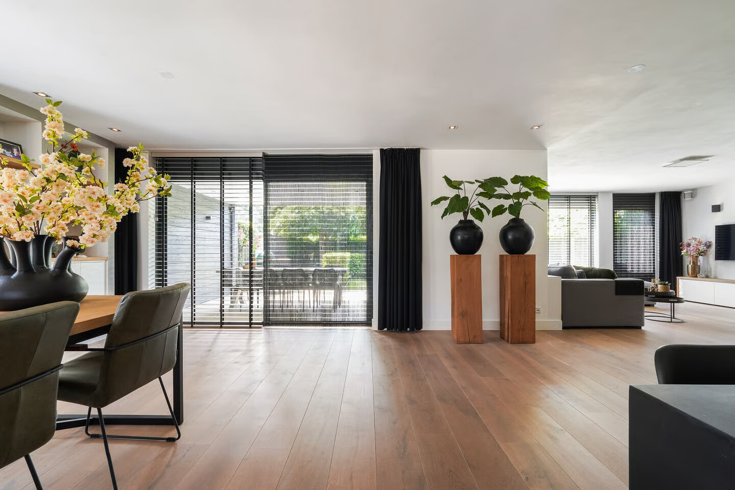 Vrijstaande woning te koop: Villa Fonteinkruid 4, Waalwijk