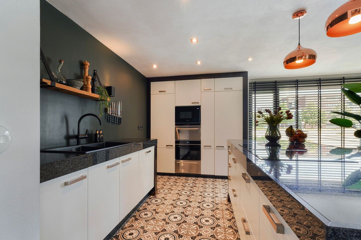 Vrijstaande woning te koop: Villa Fonteinkruid 4, Waalwijk
