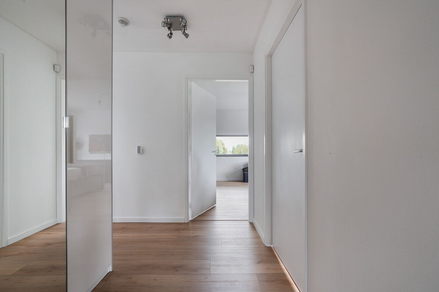 Vrijstaande woning te koop: Villa Fonteinkruid 4, Waalwijk