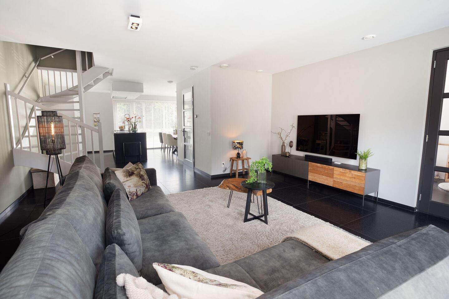 Tussenwoning te koop: Palfrenier 35, Waalwijk