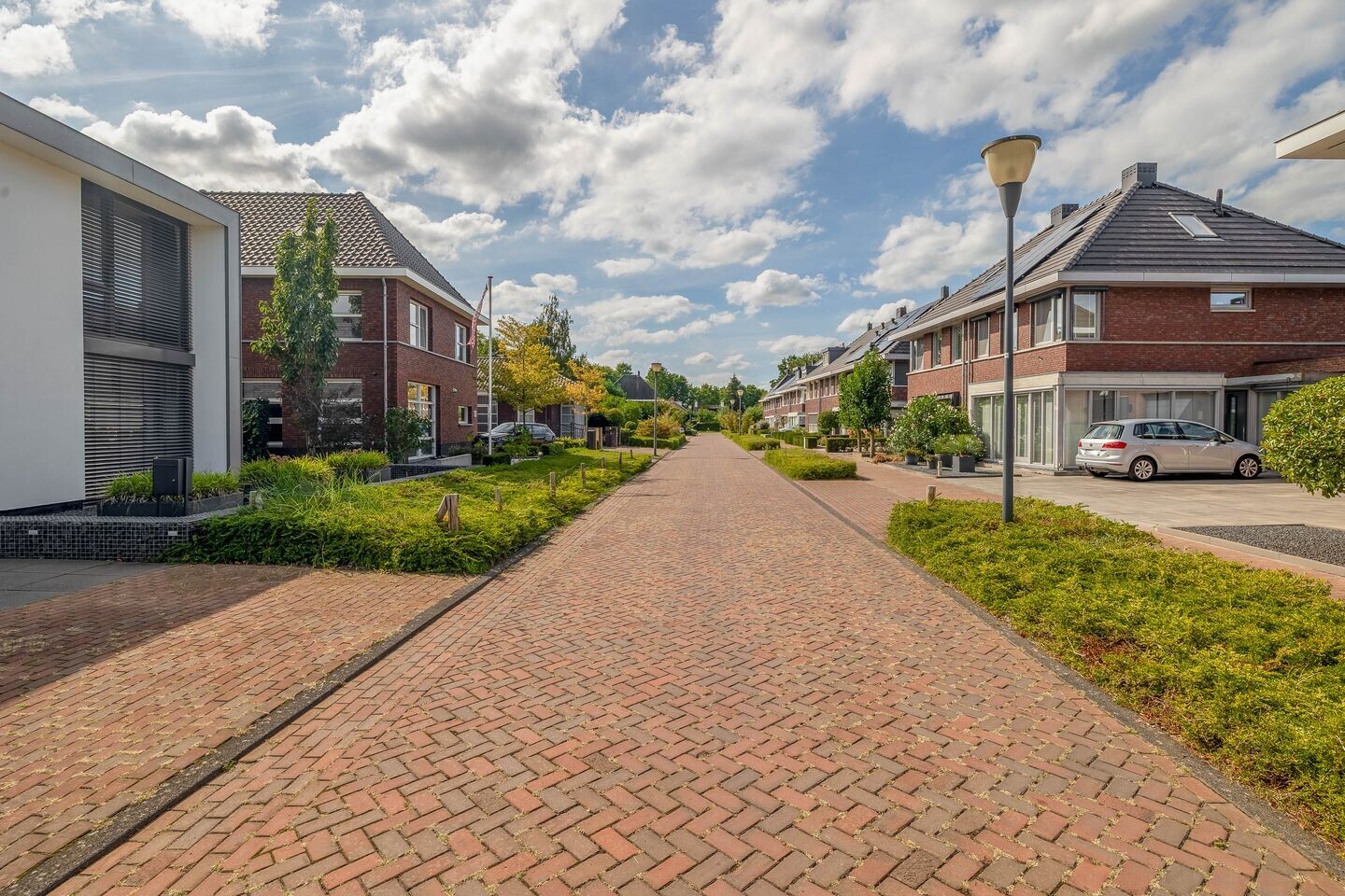 Vrijstaande woning te koop: Palfrenier 6, Waalwijk