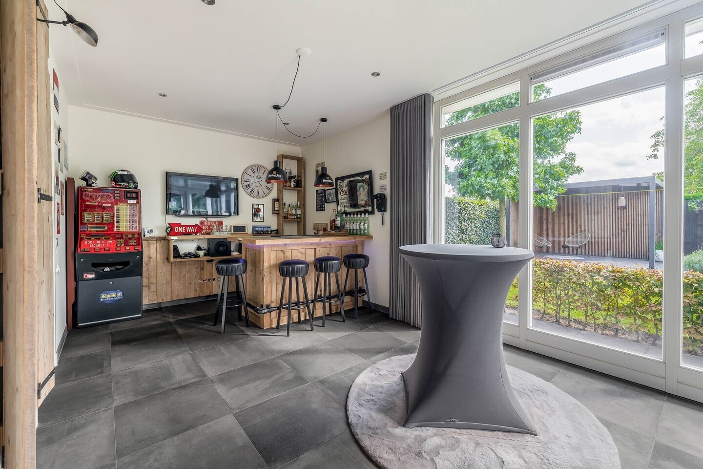 Vrijstaande woning te koop: Palfrenier 6, Waalwijk