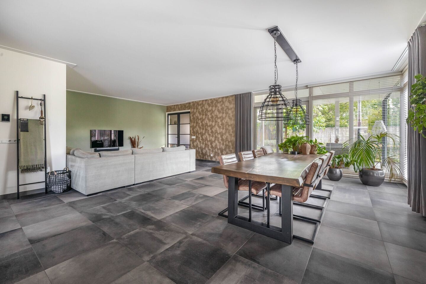 Vrijstaande woning te koop: Palfrenier 6, Waalwijk