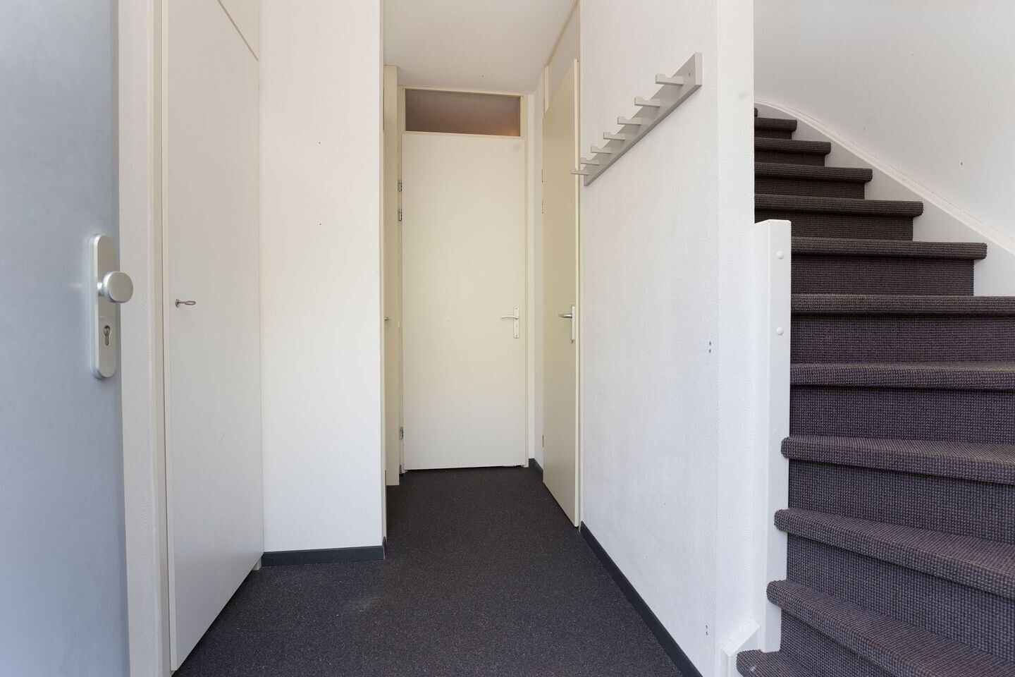 Hoekwoning te koop: Koetshuislaan 833, Waalwijk