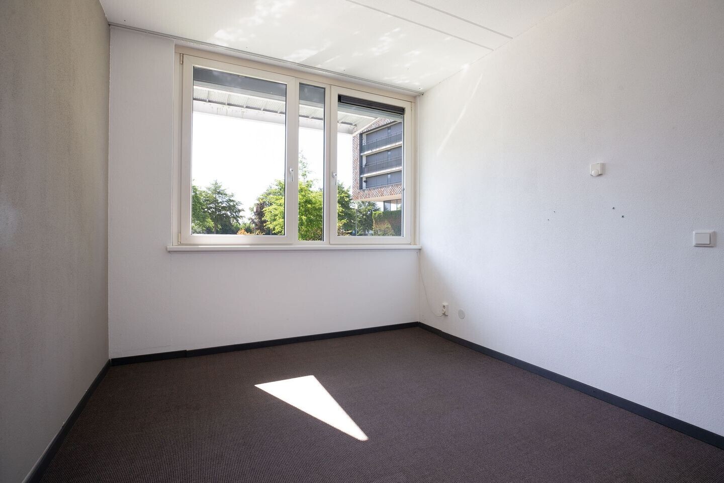 Hoekwoning te koop: Koetshuislaan 833, Waalwijk