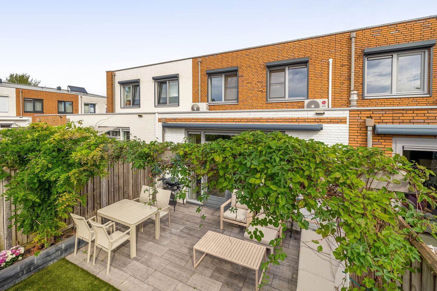 Tussenwoning te koop: Joep Naninckstraat 3, Waalwijk