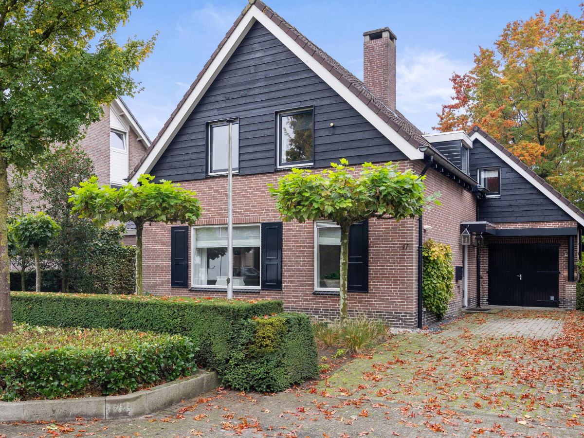 Hoekwoning te koop: Grotestraat 229, Drunen