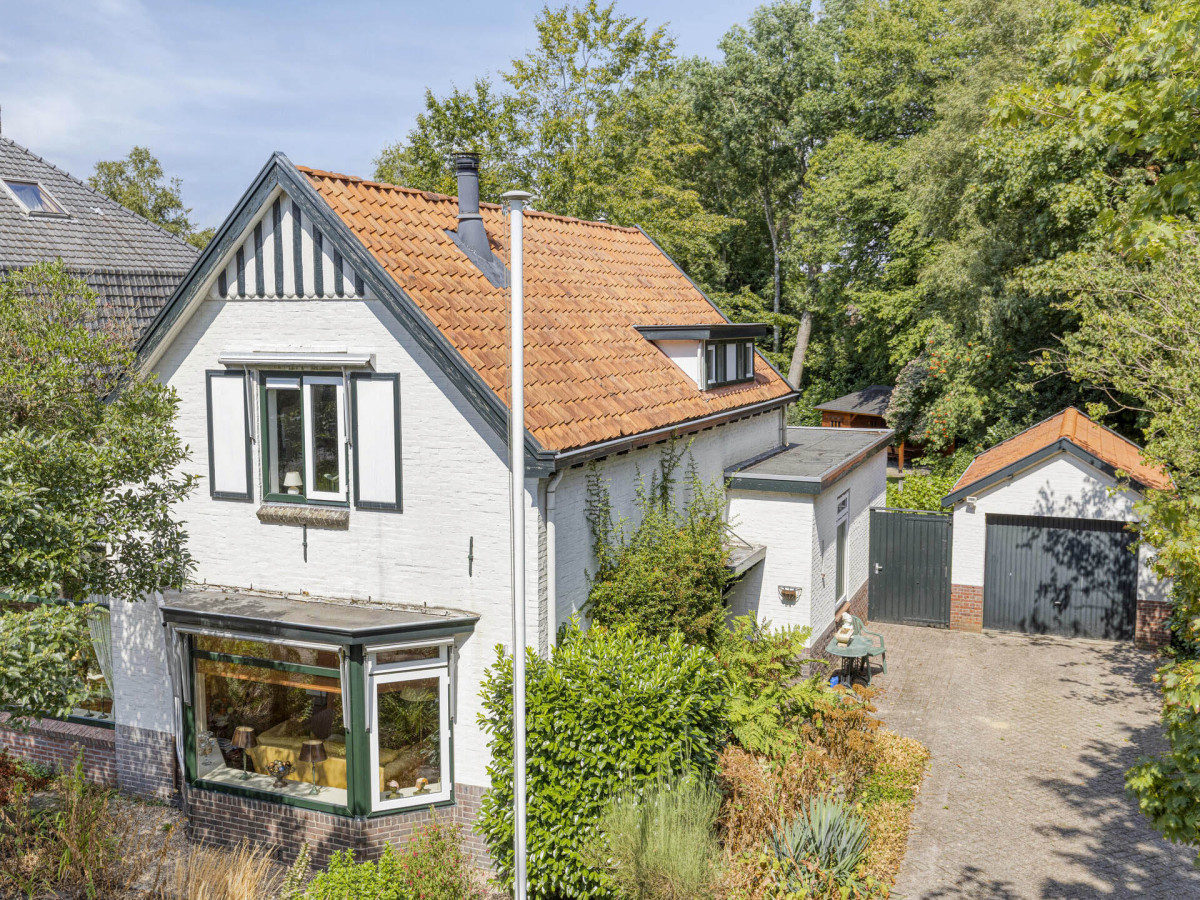 Vrijstaande woning te koop: Raadhuisplein 7, Drunen