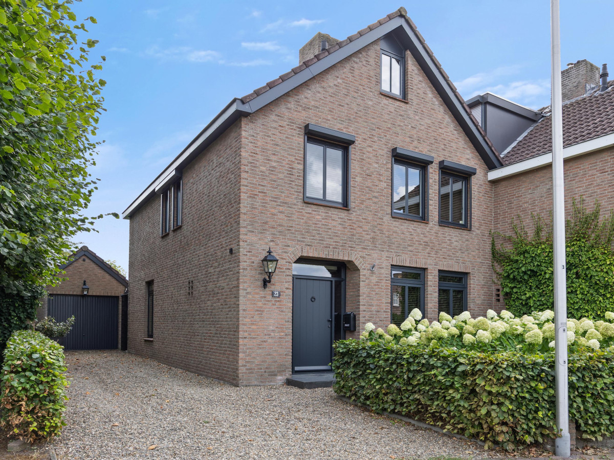 Vrijstaande woning te koop: Esdoornstraat 18, Drunen