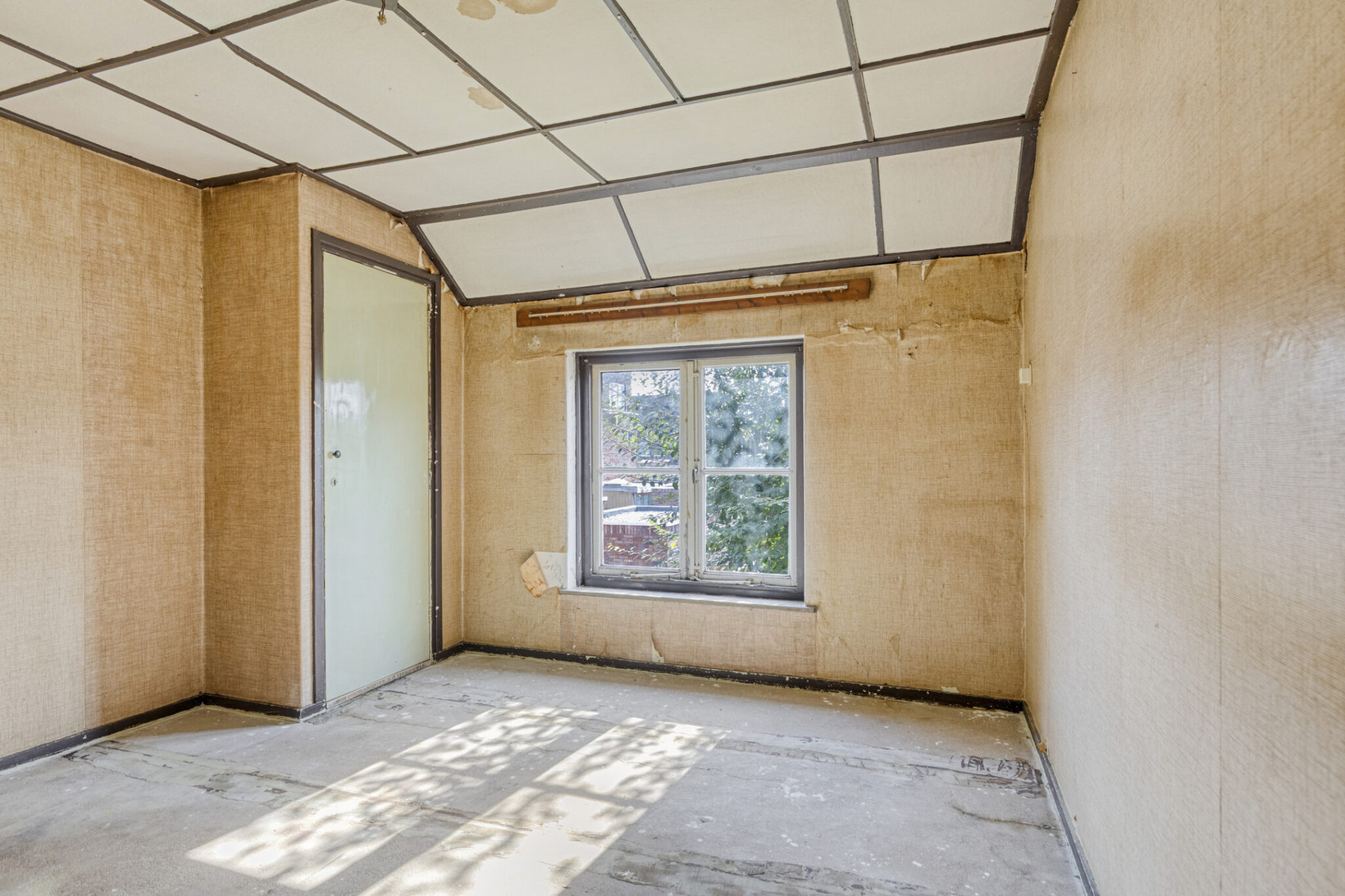 Hoekwoning te koop: Adrianus Loeffstraat 8, Oudheusden