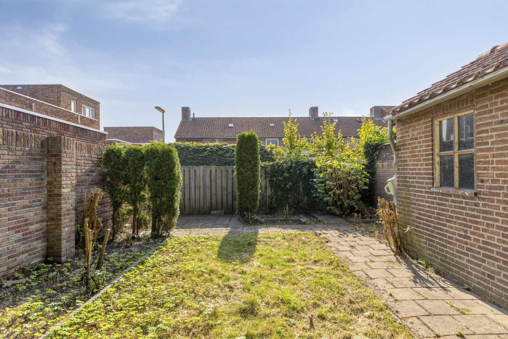 Hoekwoning te koop: Adrianus Loeffstraat 8, Oudheusden