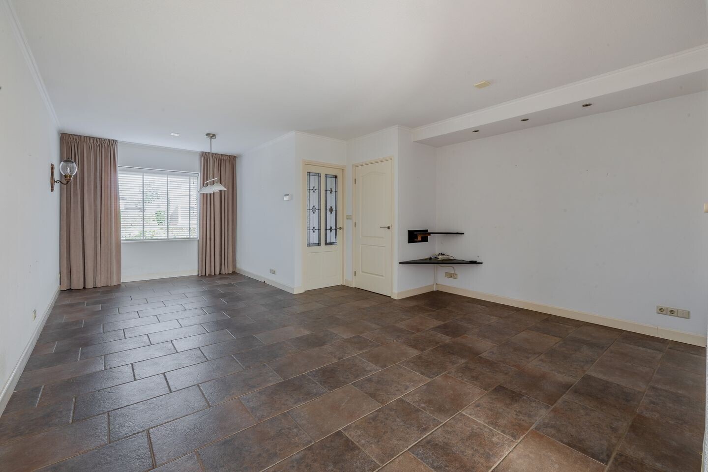 Twee-onder-één-kap te koop: Heistraat 193, Sprang-Capelle