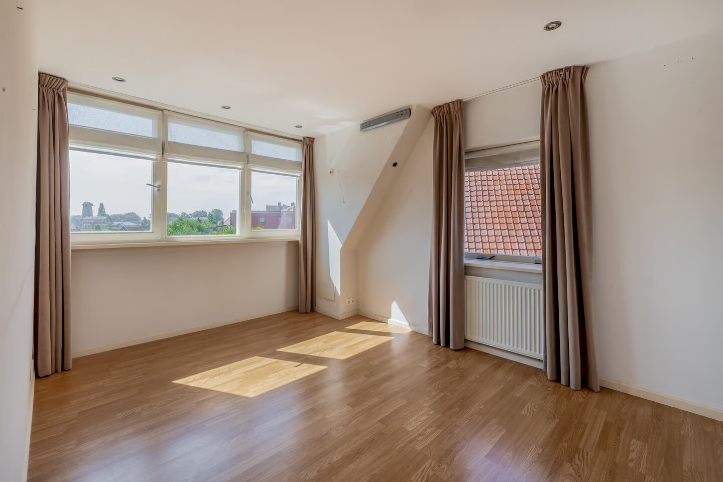 Twee-onder-één-kap te koop: Heistraat 193, Sprang-Capelle