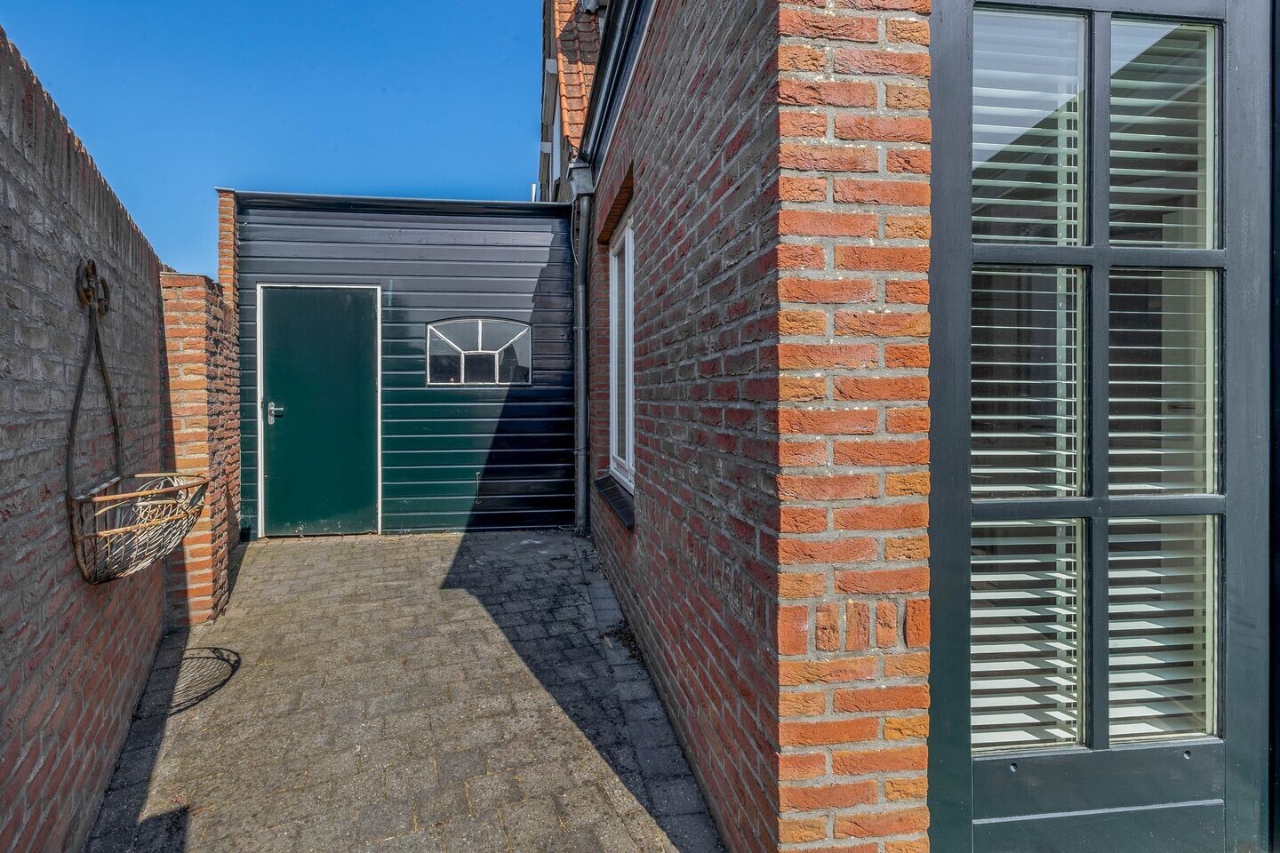 Twee-onder-één-kap te koop: Heistraat 193, Sprang-Capelle