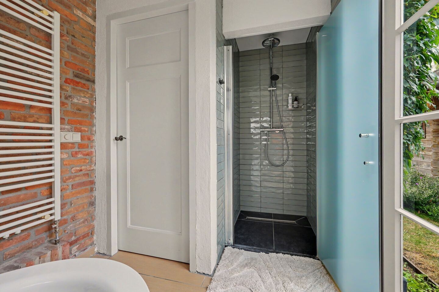 Vrijstaande woning te koop: Nieuwevaart 120, Sprang-Capelle