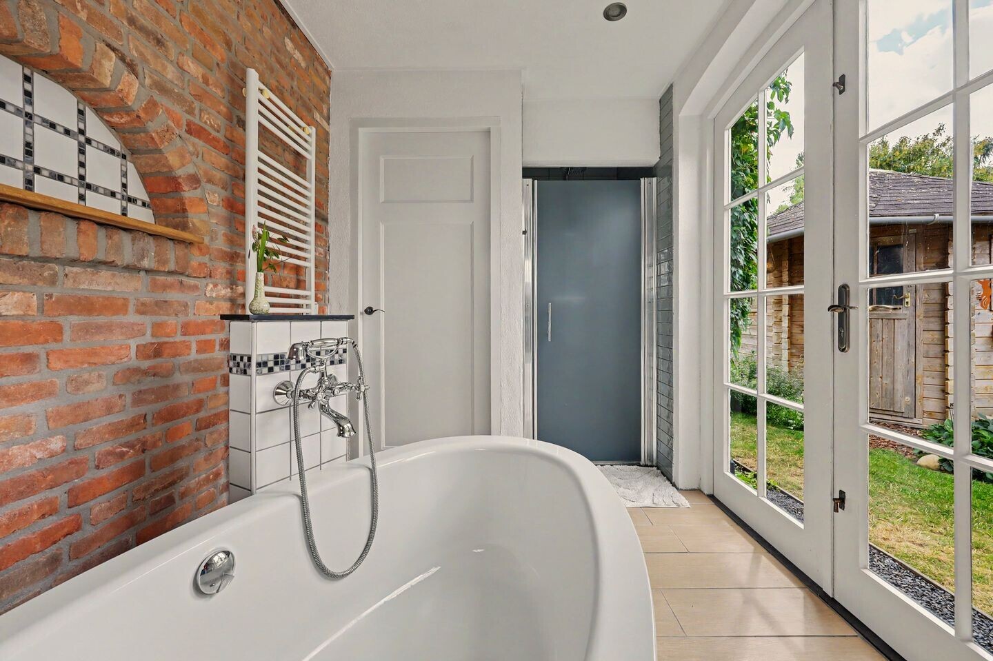 Vrijstaande woning te koop: Nieuwevaart 120, Sprang-Capelle