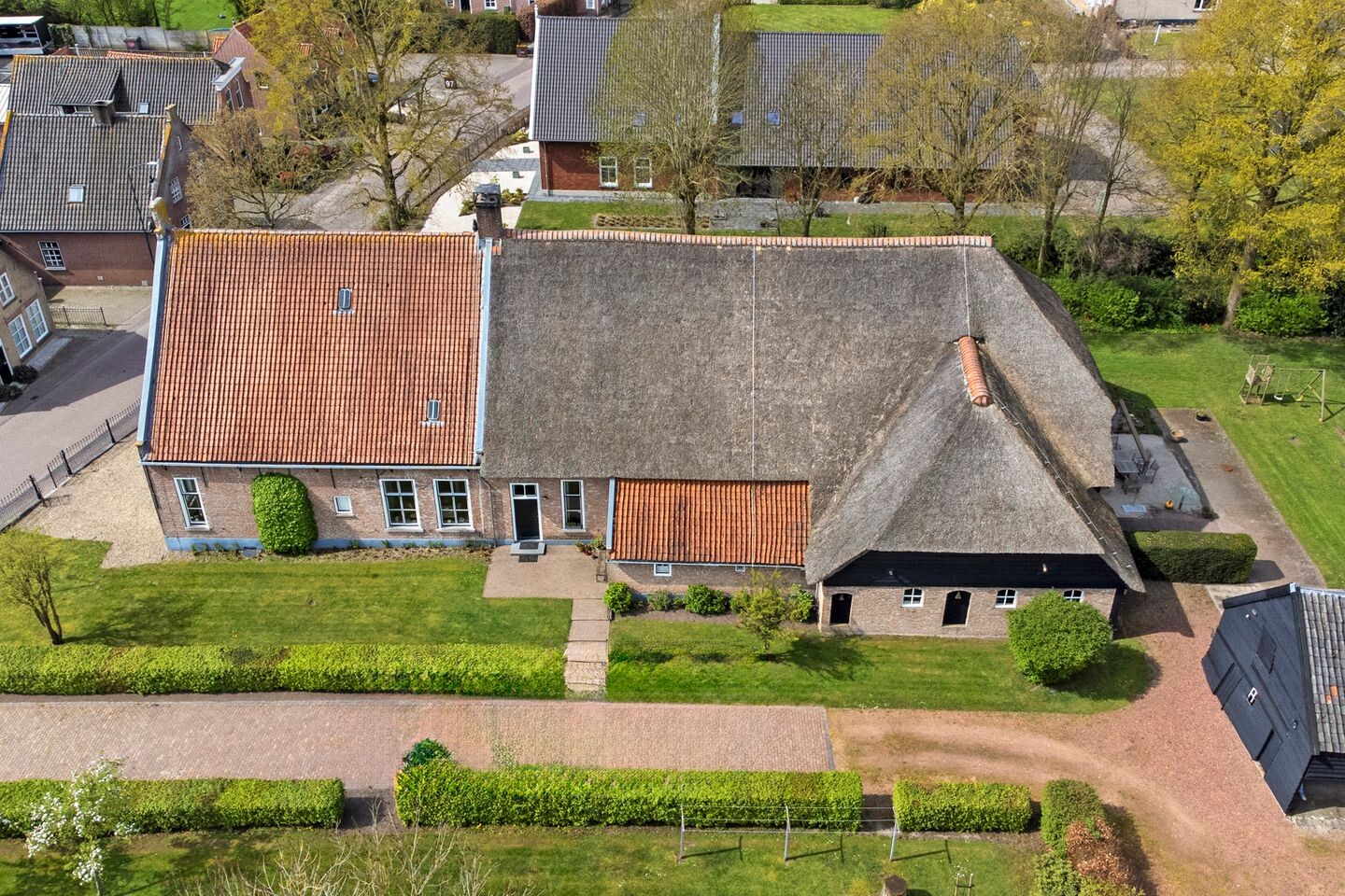 Vrijstaande woning te koop: Benedenkerkstraat 92, Waspik