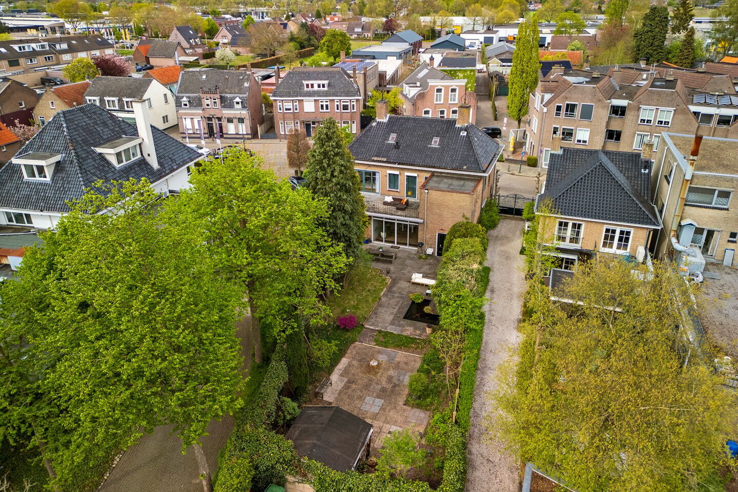 Vrijstaande woning te koop: Hoofdstraat 2, Kaatsheuvel