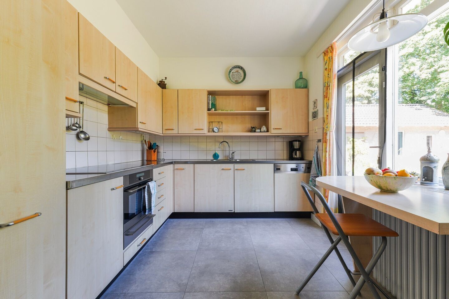 Vrijstaande woning te koop: Burgemeester van Dortmondlaan 1, Kaatsheuvel
