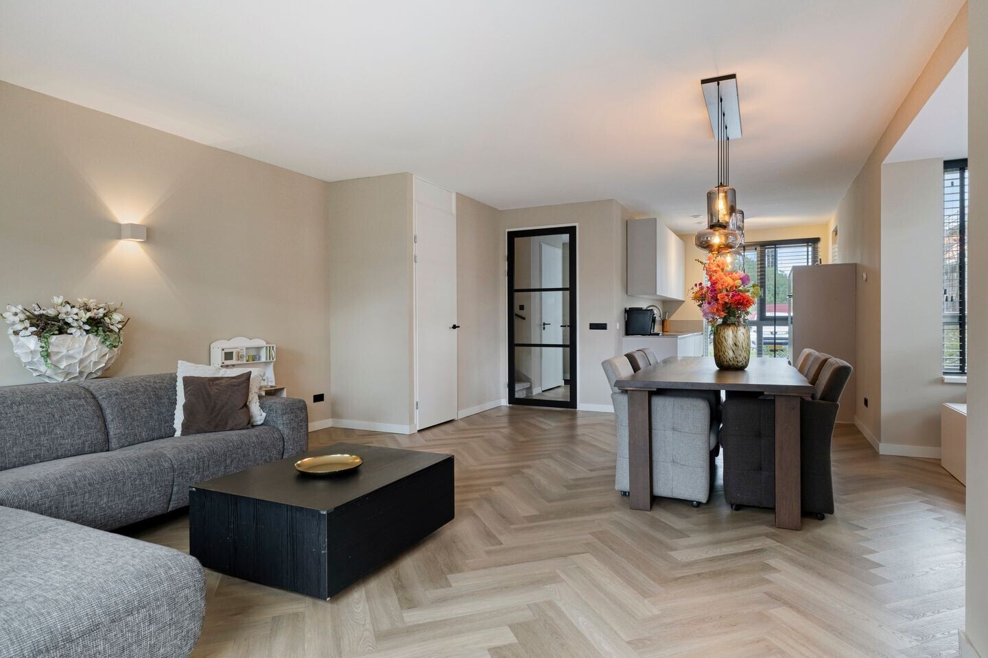 Hoekwoning te koop: Leerschaar 23, Kaatsheuvel