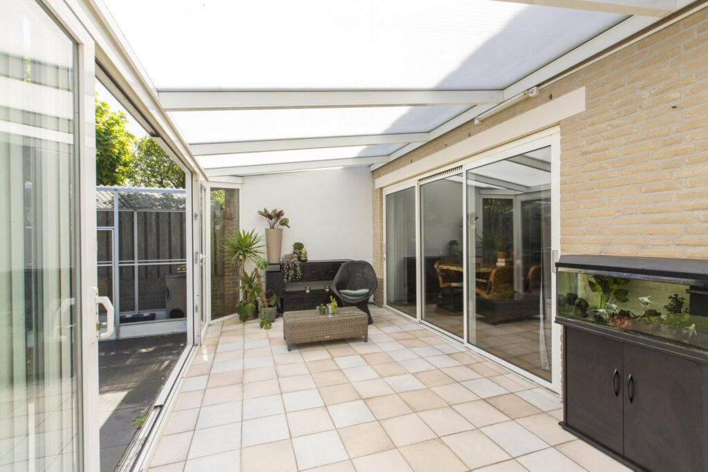 Tussenwoning te koop: Schrijverstraat 9, Loon Op Zand
