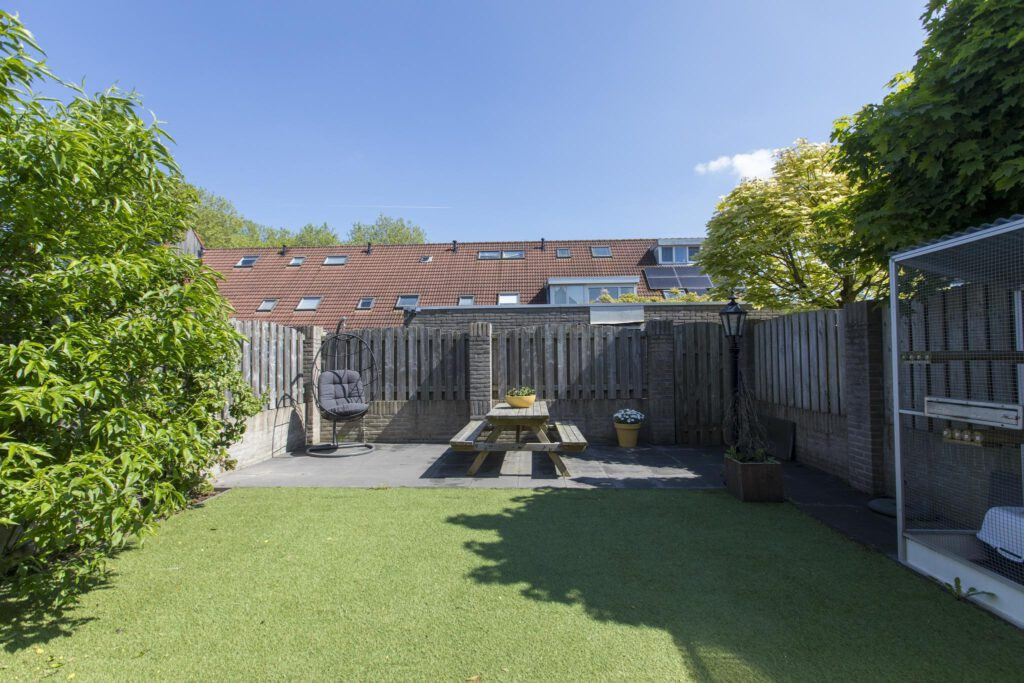 Tussenwoning te koop: Schrijverstraat 9, Loon Op Zand
