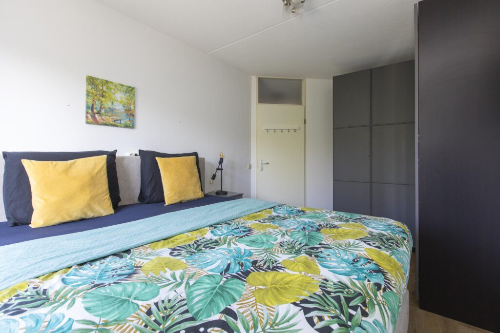 Tussenwoning te koop: Schrijverstraat 9, Loon Op Zand