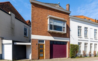 Oostwal 4