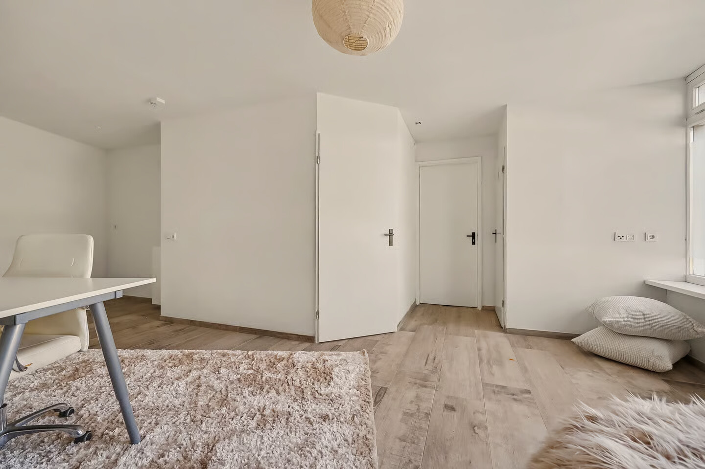 Tussenwoning te koop: Zuid Willemsvaart 235, 'S-Hertogenbosch
