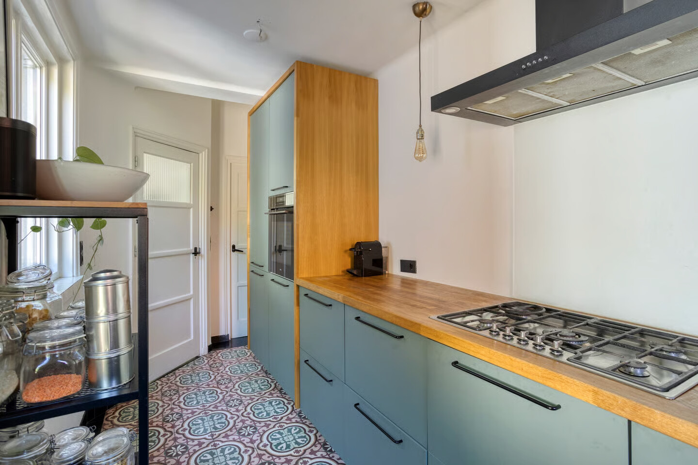 Tussenwoning te koop: Van Gilsstraat 8, 'S-Hertogenbosch