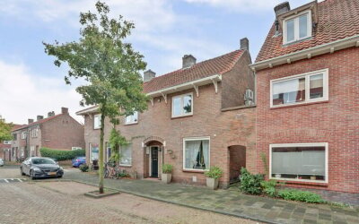 Huis te koop Esdoornstraat 11