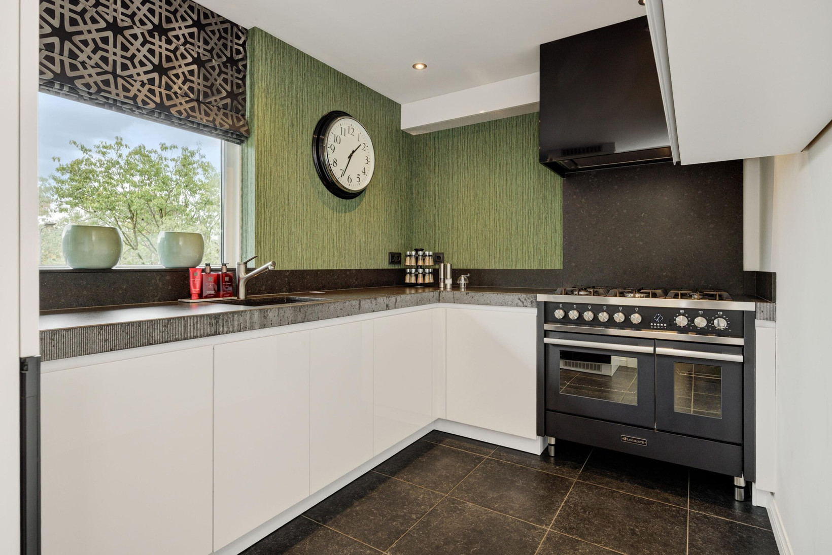 Appartement te koop: Maassingel 16, 'S-Hertogenbosch
